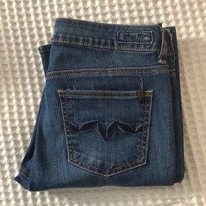 838 NWOT Buffalo jeans. Sz28